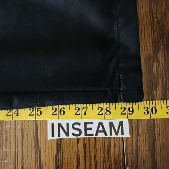 Hunter & Brown Women Relaxed Straight Leg Black Cargo Pants Large High Rise NWT - Picture 8 of 10